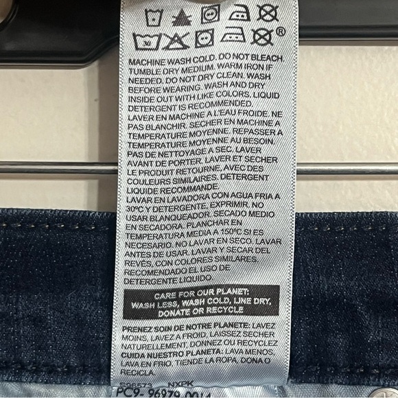 Levi's Jeans Womens 27 Curvy Bootcut Mid Rise Dark Washed Stretch Denim Blue - Picture 5 of 11